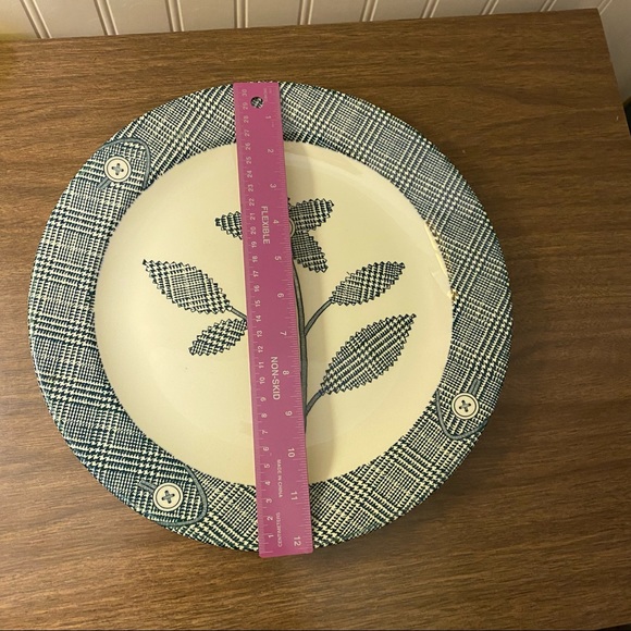 Royal Scot 50s Blue & White Gingham Plaid 12” Plate Glen Plaid Button Flower - Picture 3 of 5